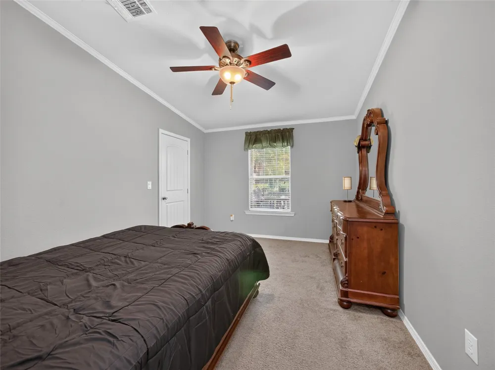 155 Hidden Oaks Loop Elgin, TX 78621