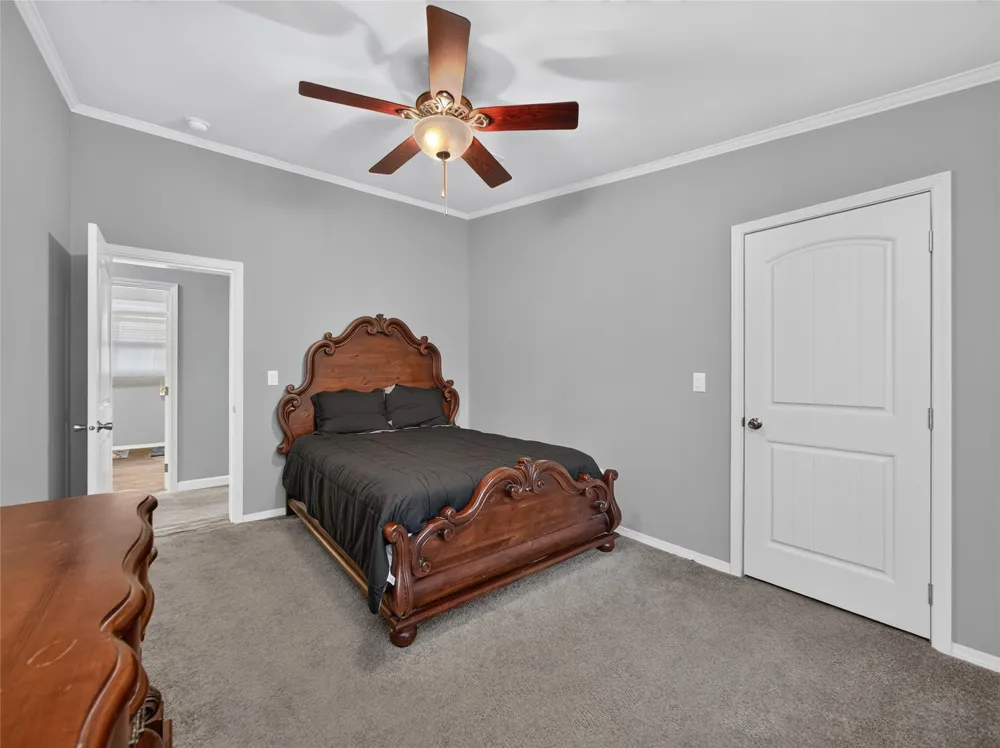 155 Hidden Oaks Loop Elgin, TX 78621