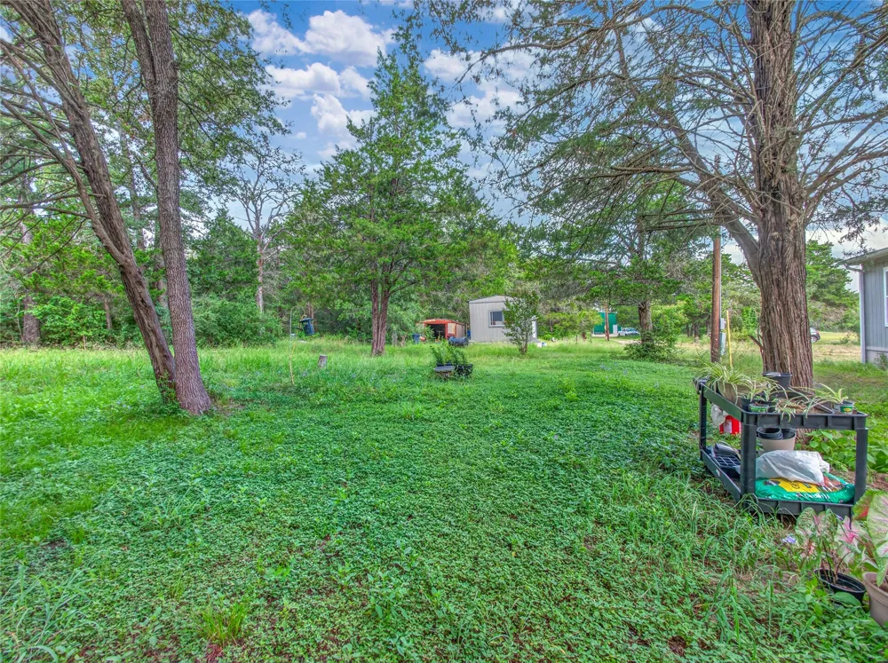 155 Hidden Oaks Loop Elgin, TX 78621