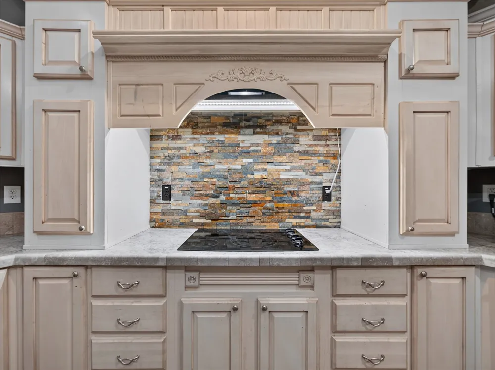 155 Hidden Oaks Loop Elgin, TX 78621