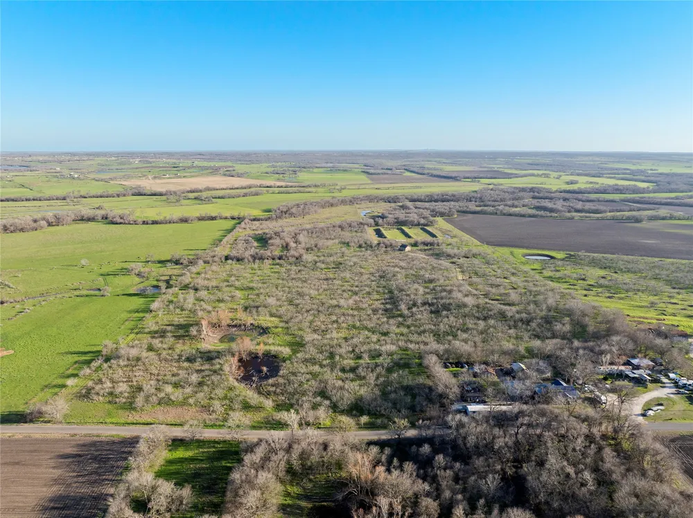 2801 County Road 436 Thrall, TX 76578