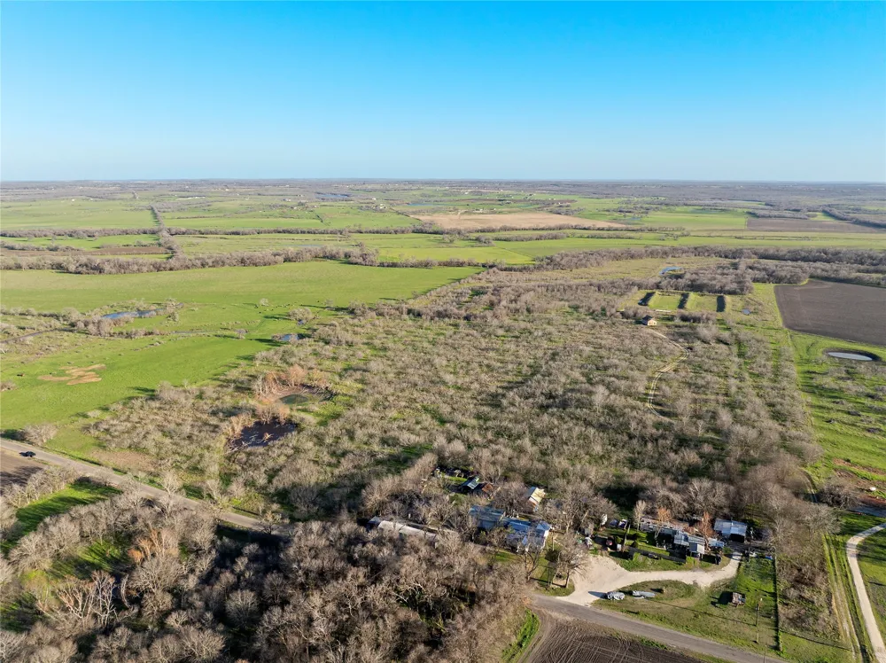 2801 County Road 436 Thrall, TX 76578