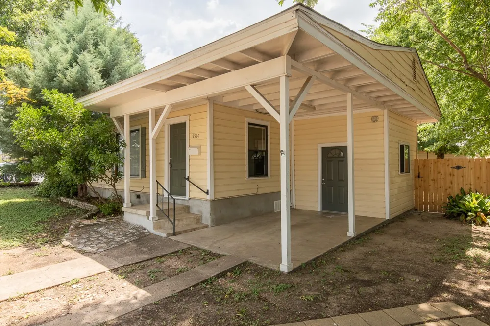 5514 Grover Avenue Austin, TX 78756