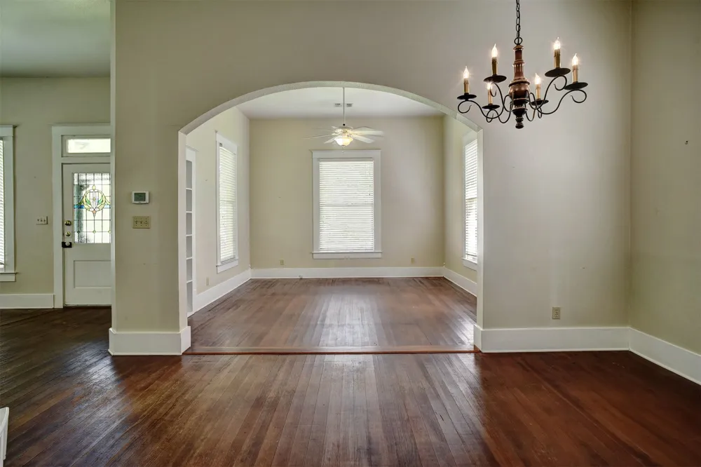 602 Mills Street Smithville, TX 78957