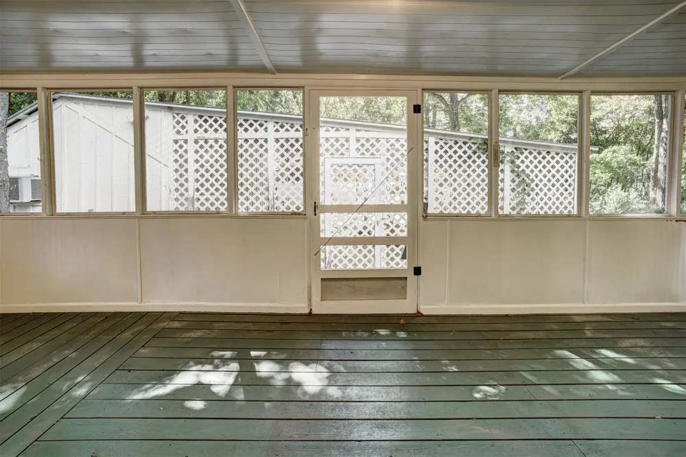 602 Mills Street Smithville, TX 78957