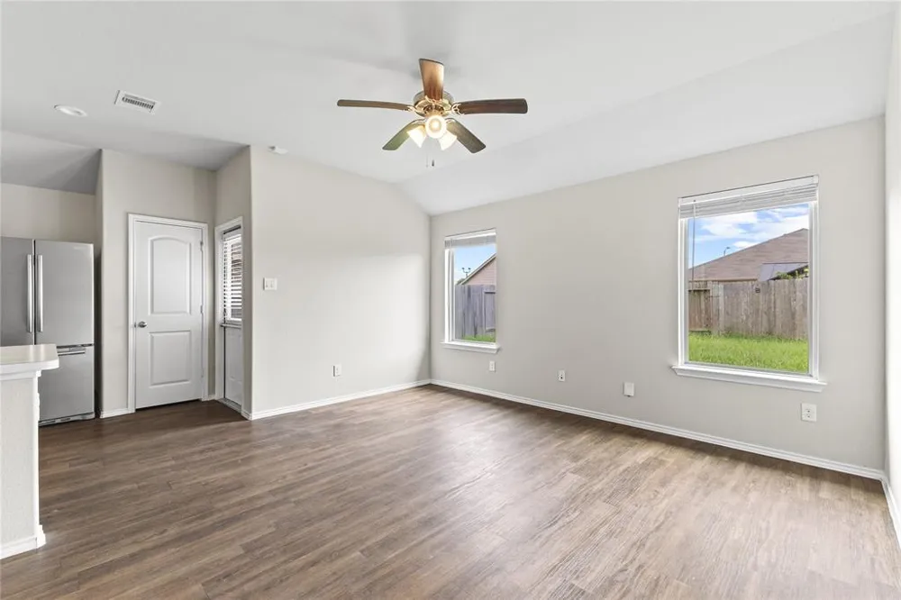 15454 Arce Rojo Street Channelview, TX 77530