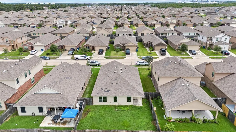 15454 Arce Rojo Street Channelview, TX 77530
