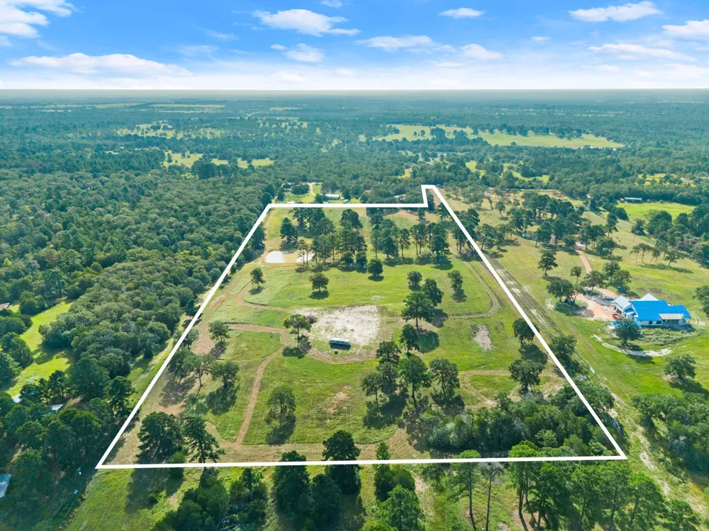170 Split Oak Road Smithville, TX 78957