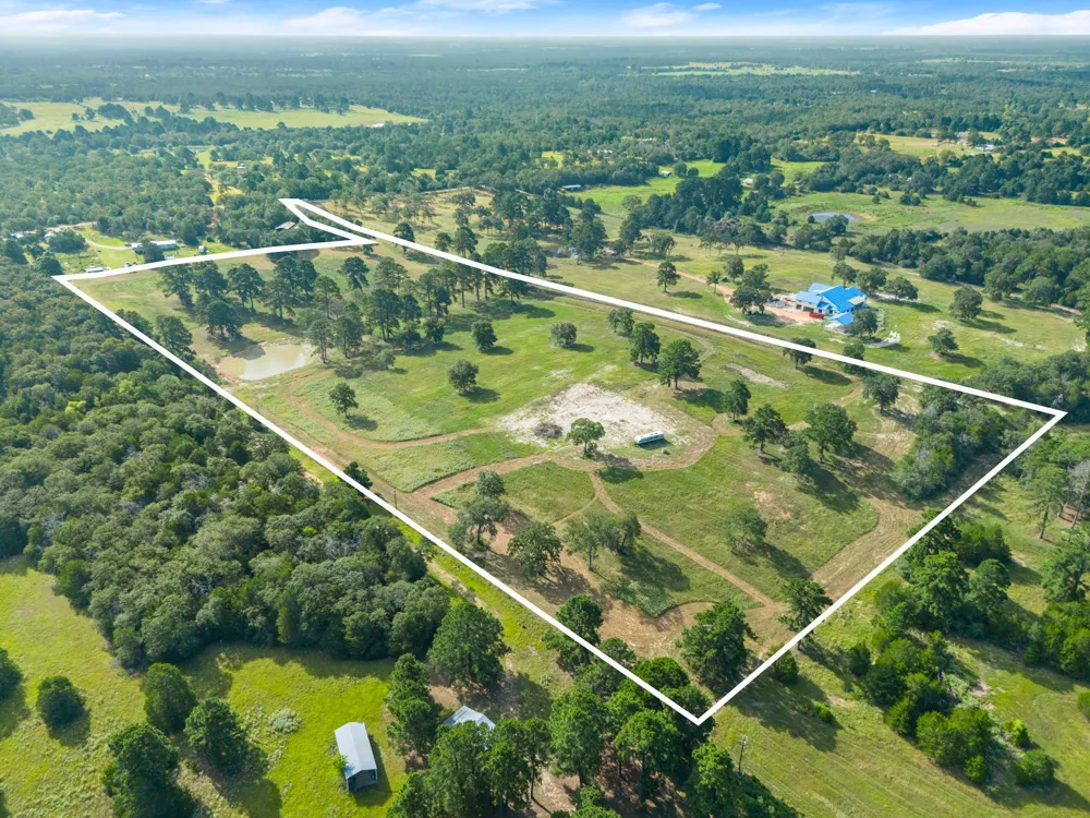 170 Split Oak Road Smithville, TX 78957