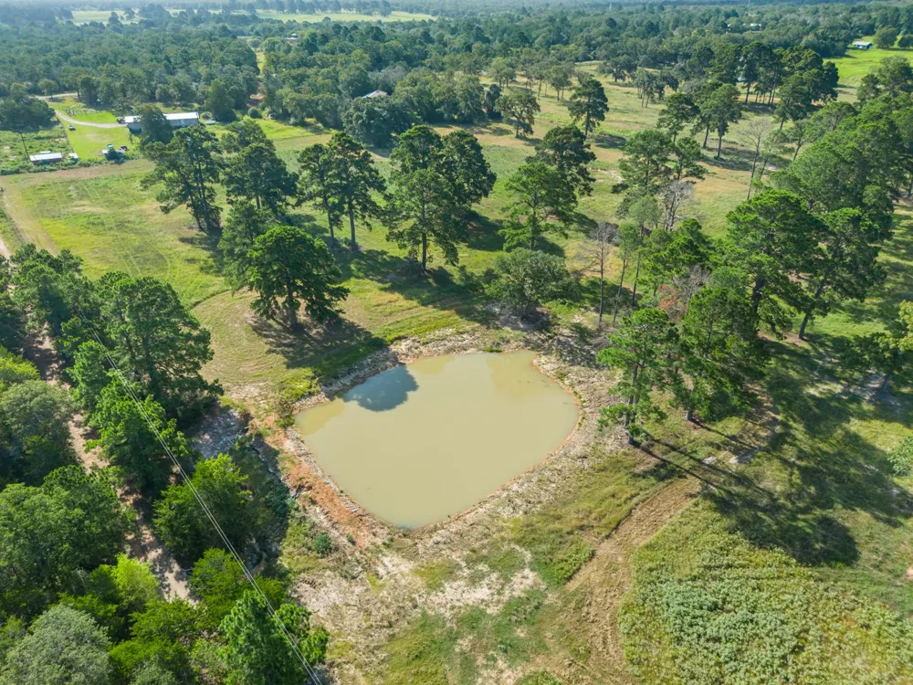 170 Split Oak Road Smithville, TX 78957