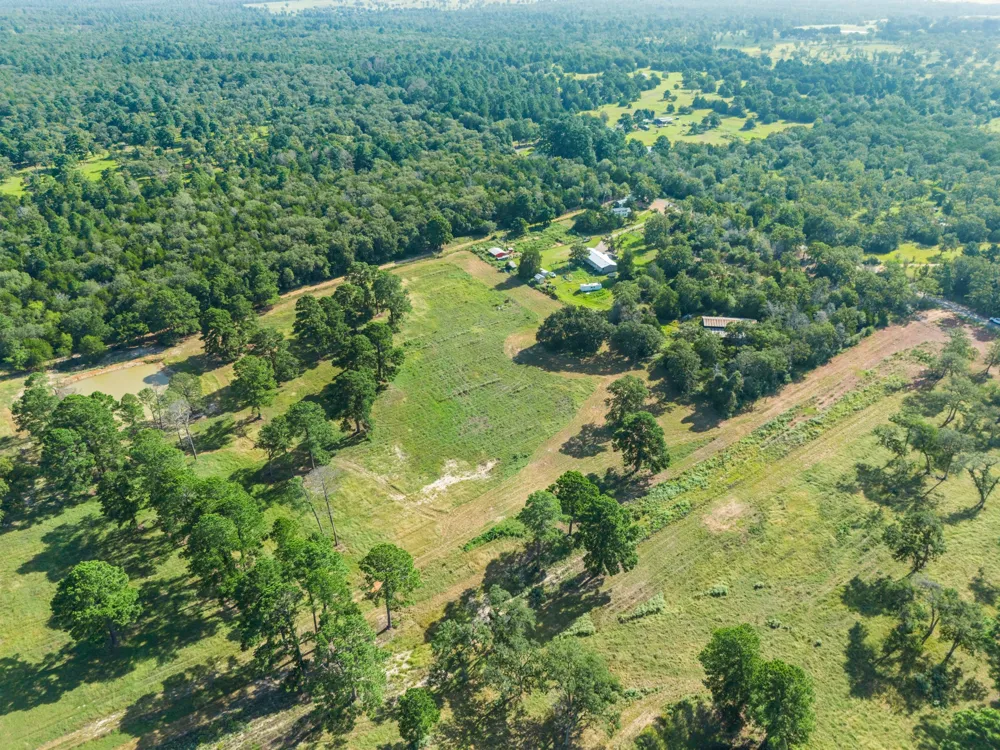 170 Split Oak Road Smithville, TX 78957
