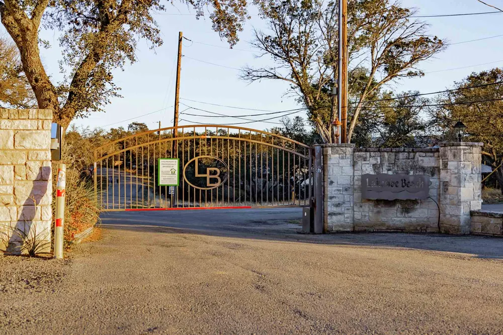 306 Songwood Drive Spicewood, TX 78669