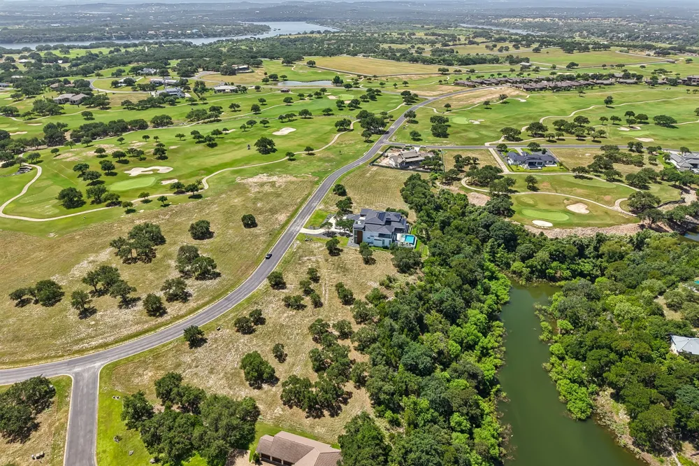 3100 Kahala Sunset Drive Spicewood, TX 78669