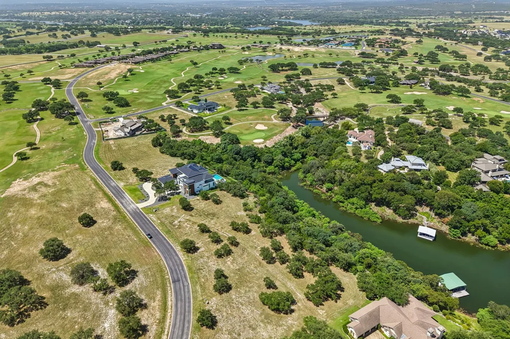 3100 Kahala Sunset Drive Spicewood, TX 78669