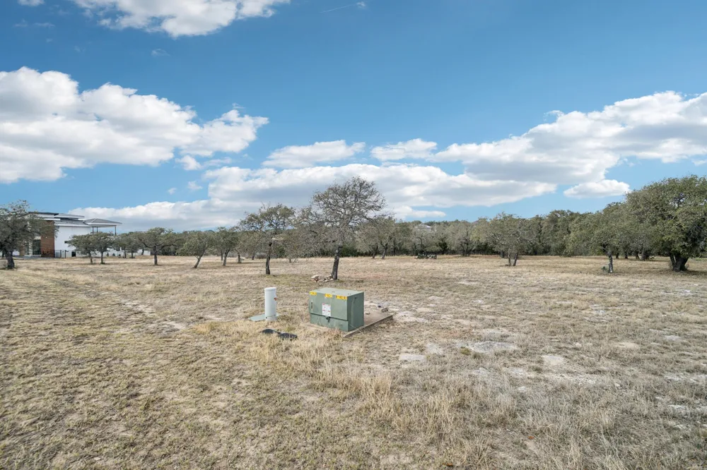 3100 Kahala Sunset Drive Spicewood, TX 78669
