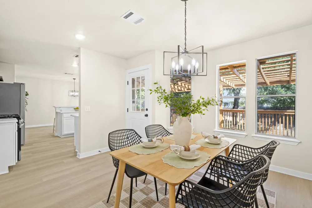 1407 WATERFALL AVENUE Leander, TX 78641