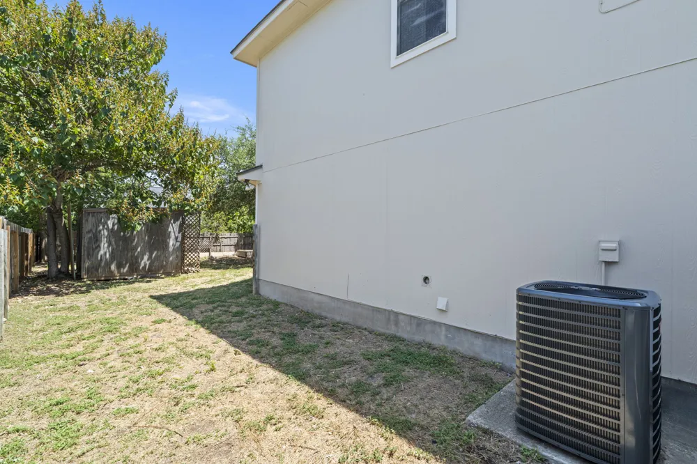 1407 WATERFALL AVENUE Leander, TX 78641