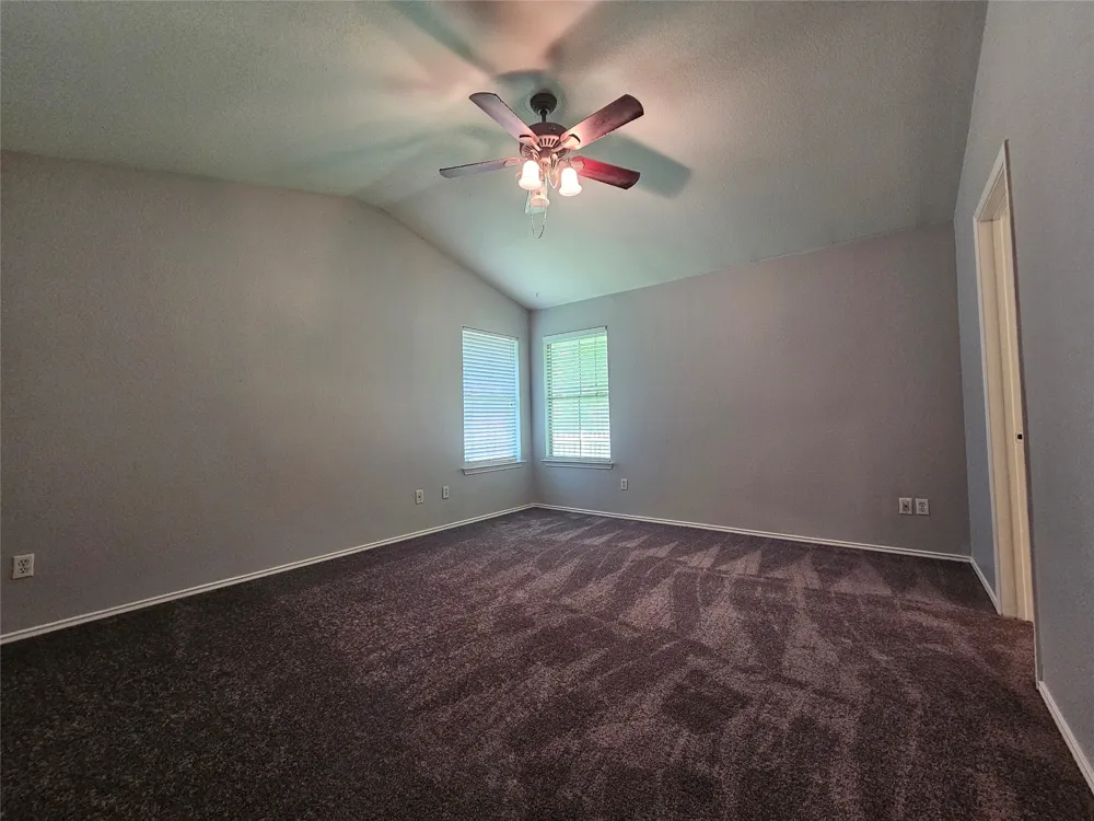 4211 Mather Kyle, TX 78640