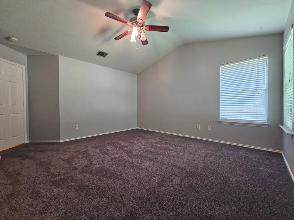 4211 Mather Kyle, TX 78640