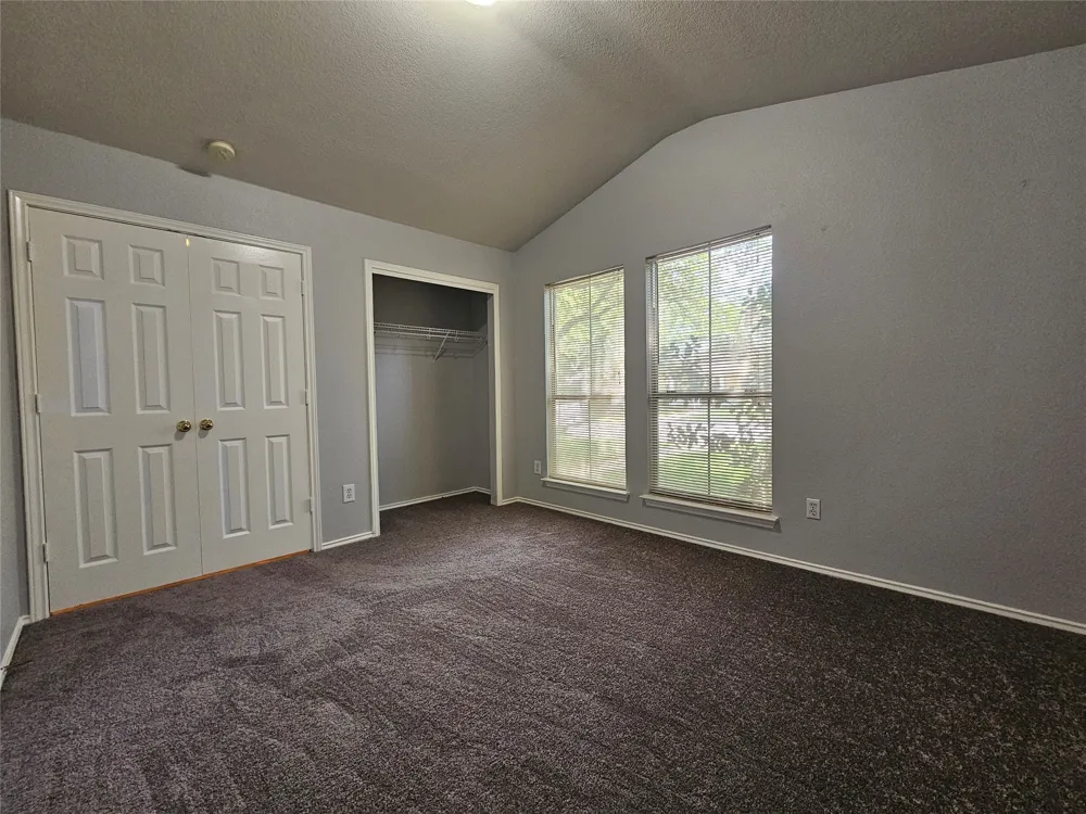 4211 Mather Kyle, TX 78640