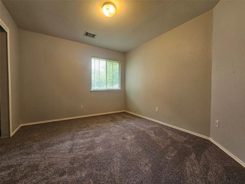 4211 Mather Kyle, TX 78640