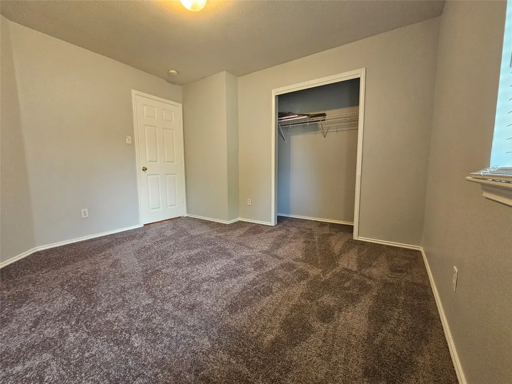 4211 Mather Kyle, TX 78640