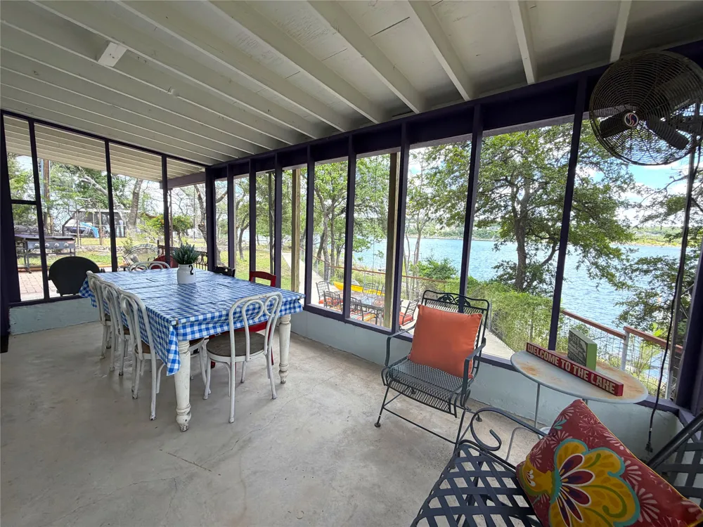 16809 Hurst Creek Circle Austin, TX 78734