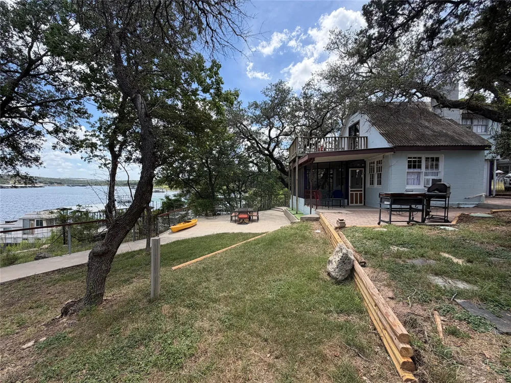 16809 Hurst Creek Circle Austin, TX 78734