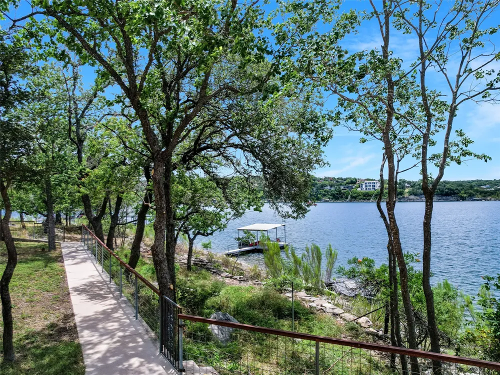16809 Hurst Creek Circle Austin, TX 78734