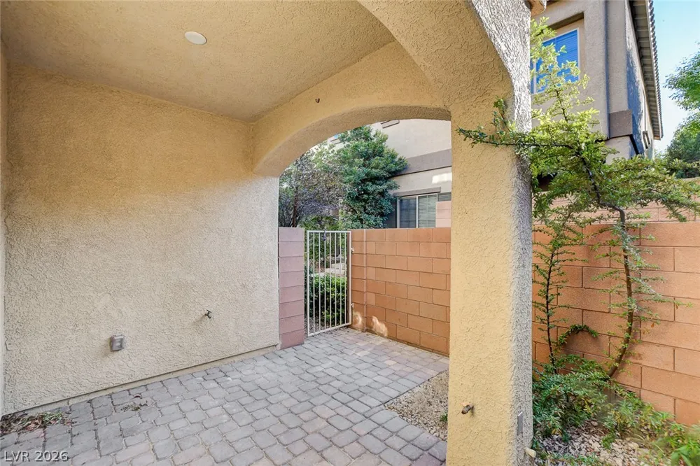 9634 Volk Avenue Las Vegas, NV 89178