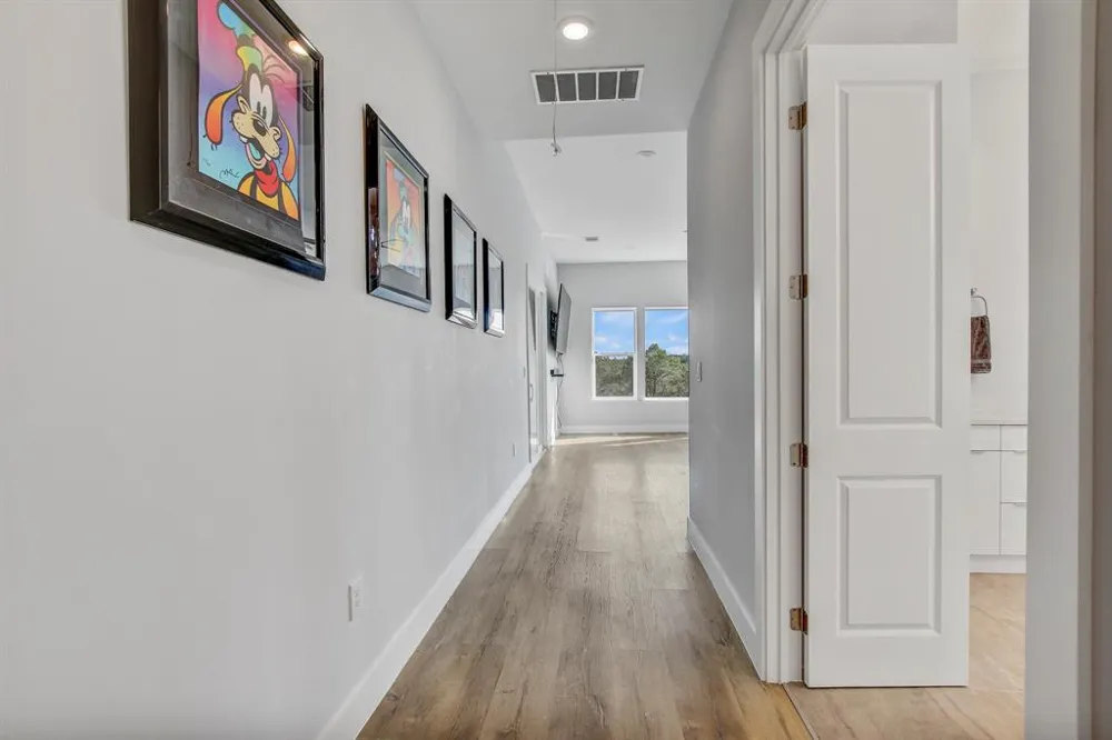 7605 Lantern View Drive Jonestown, TX 78645