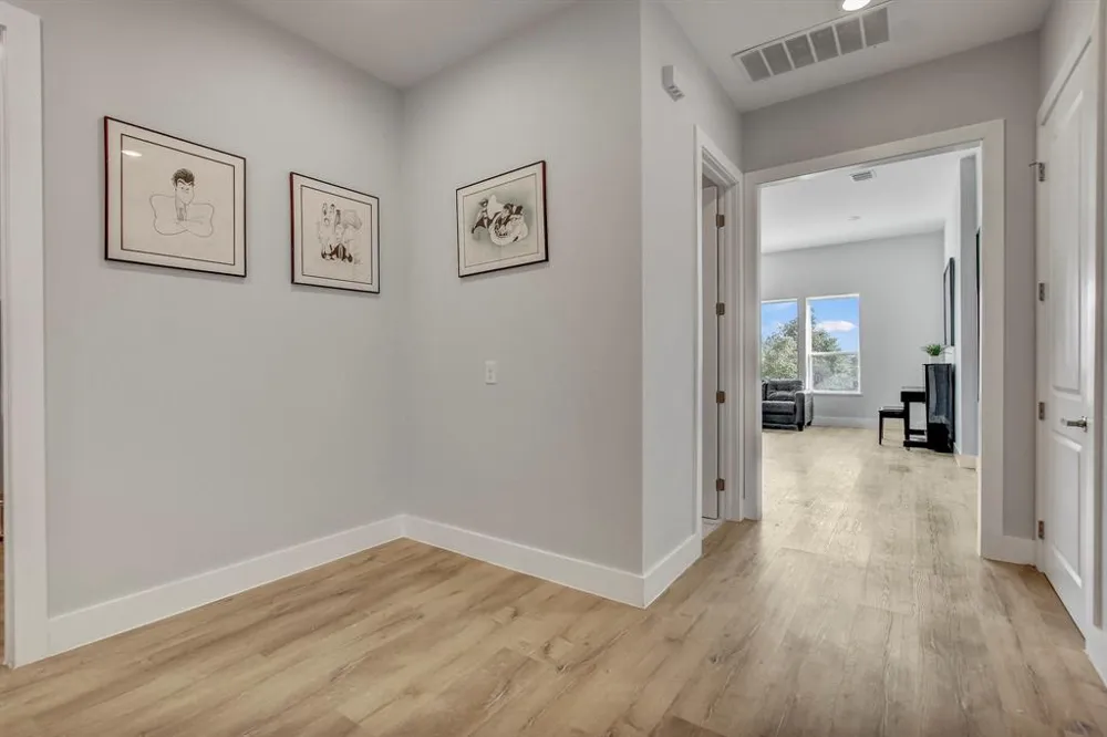 7605 Lantern View Drive Jonestown, TX 78645