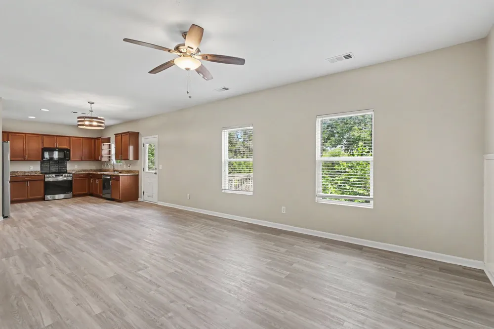 2233 Bee Hive Dr Columbia, TN 38401