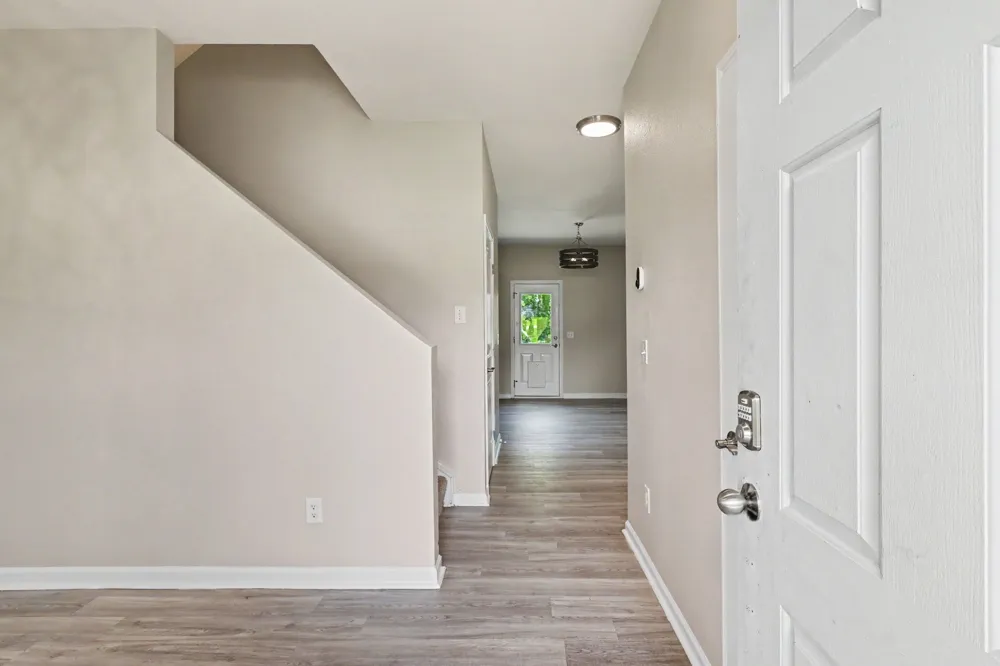 2233 Bee Hive Dr Columbia, TN 38401
