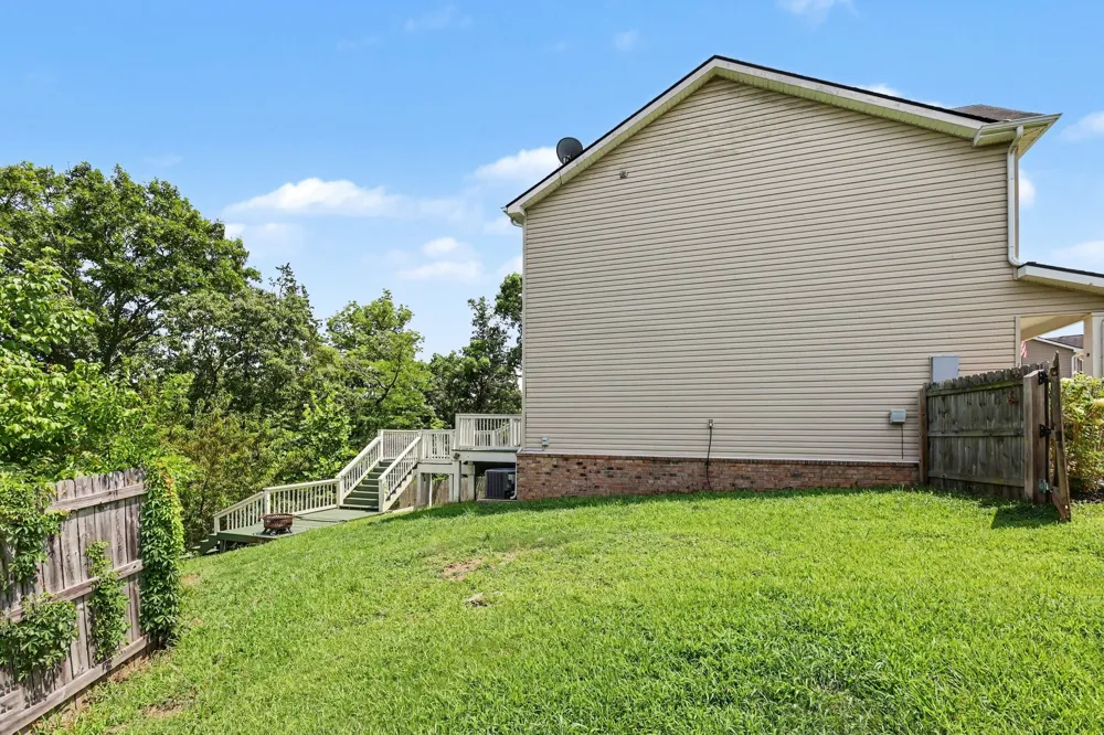 2233 Bee Hive Dr Columbia, TN 38401