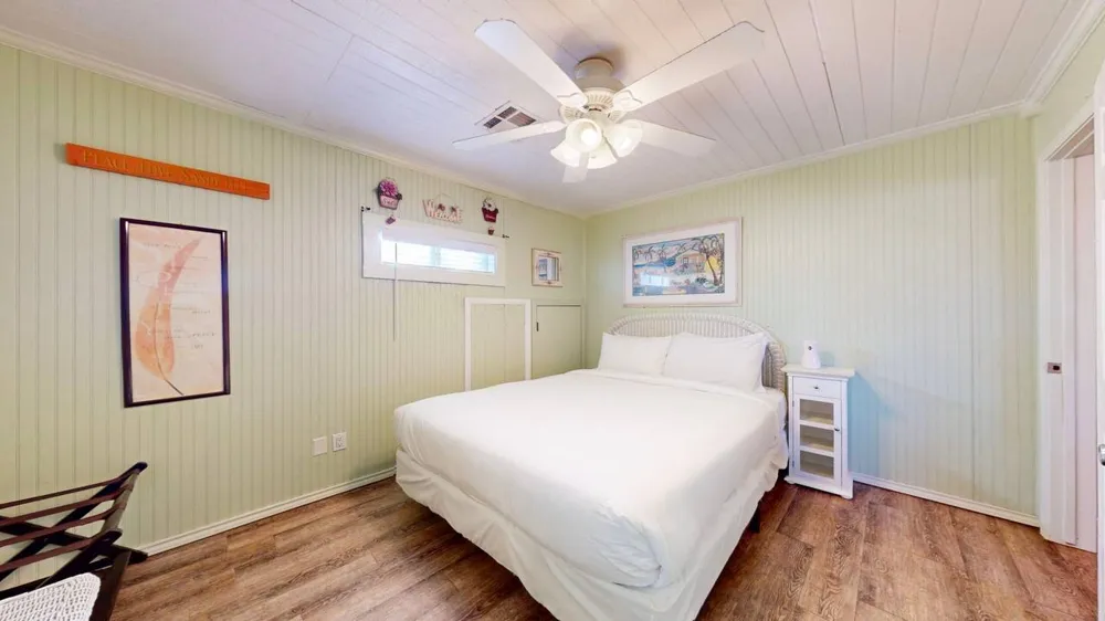 131 W White Avenue #D Port Aransas, TX 78373