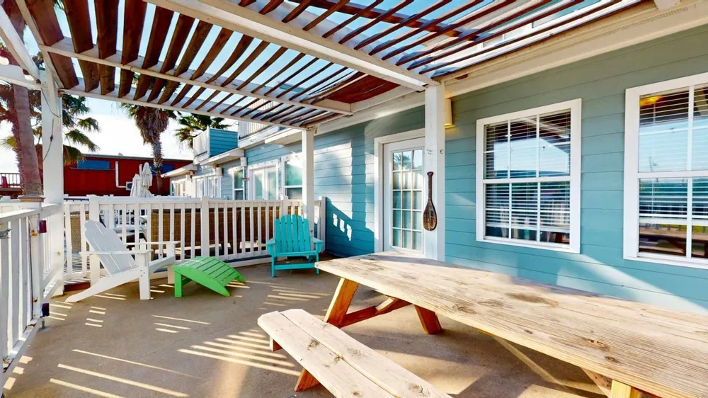 131 W White Avenue #D Port Aransas, TX 78373