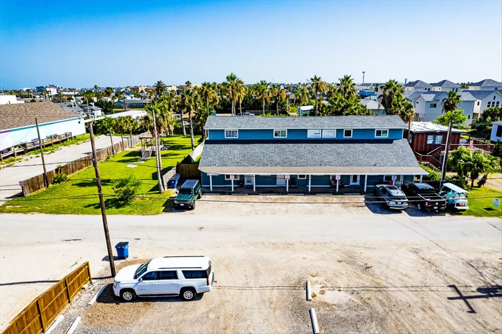 131 W White Avenue #D Port Aransas, TX 78373