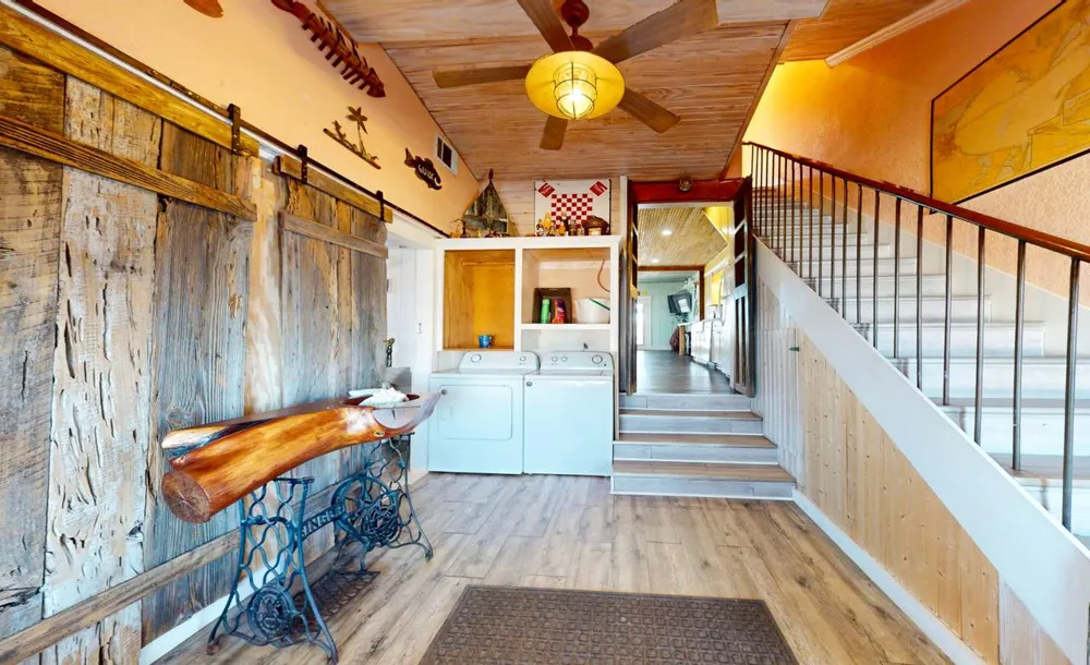 131 W White Avenue #D Port Aransas, TX 78373