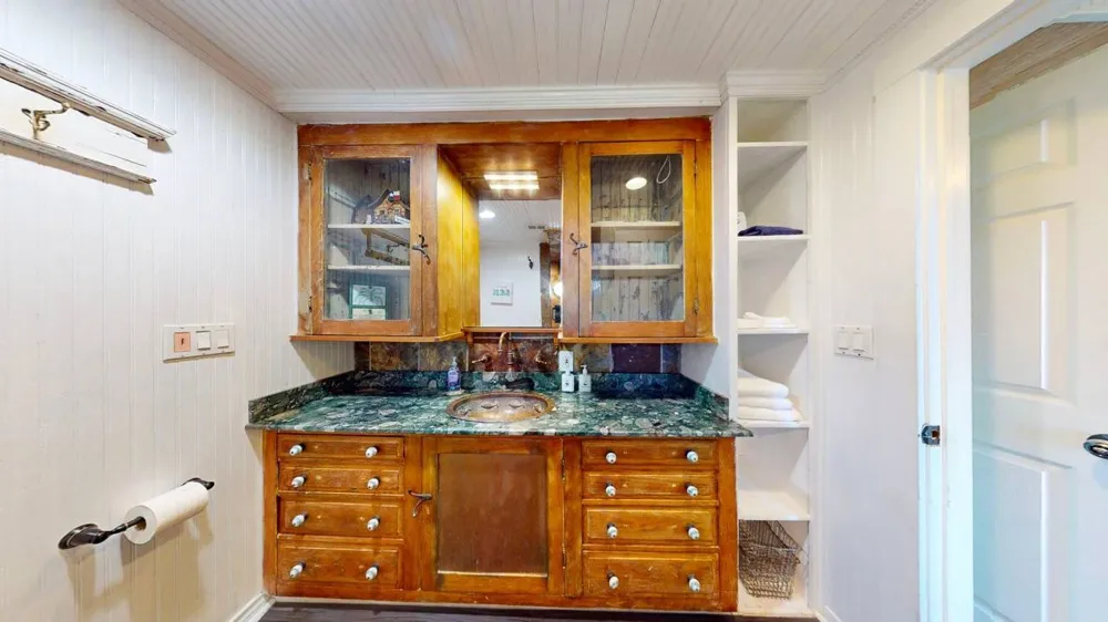 131 W White Avenue #D Port Aransas, TX 78373