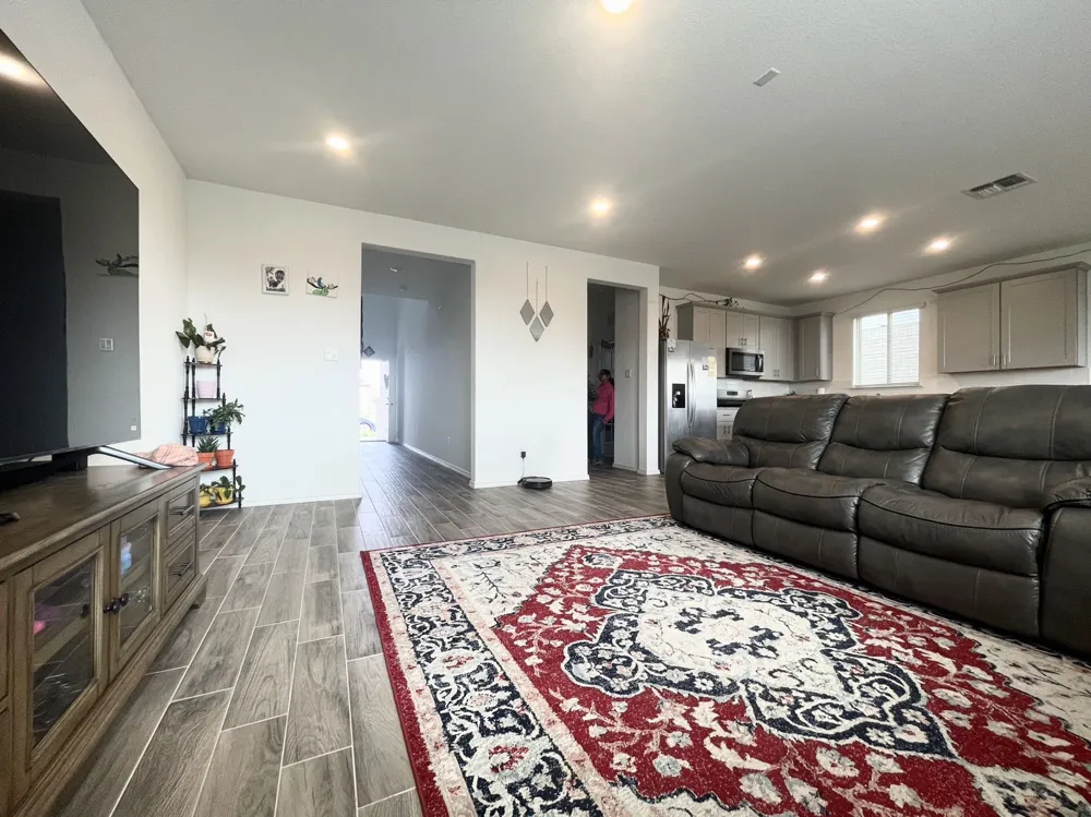 148 Bennington Drive Liberty Hill, TX 78642