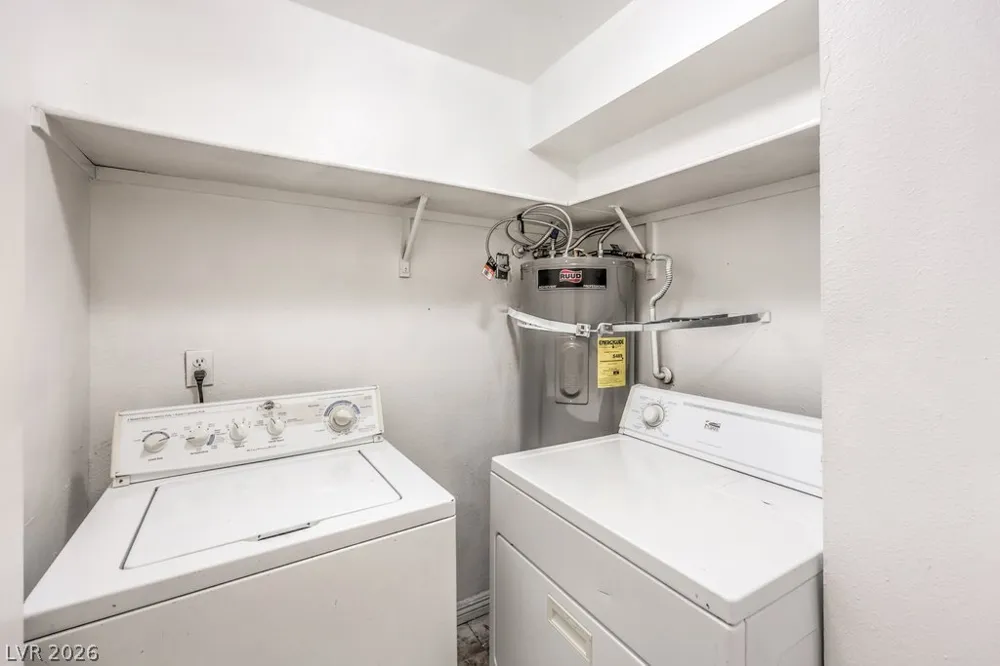 6979 Issac Avenue Las Vegas, NV 89156
