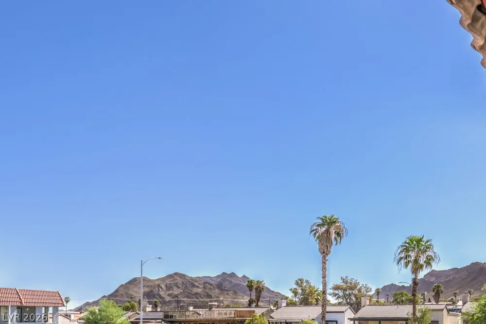 6979 Issac Avenue Las Vegas, NV 89156