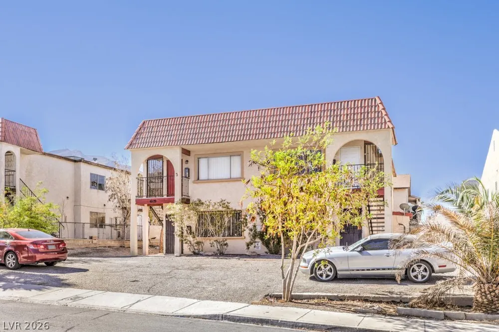 6979 Issac Avenue Las Vegas, NV 89156