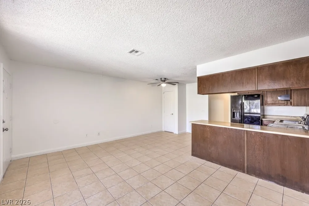 6979 Issac Avenue Las Vegas, NV 89156