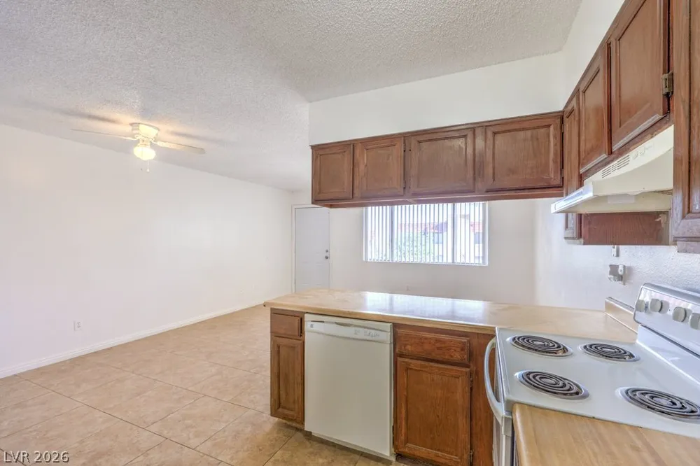 6979 Issac Avenue Las Vegas, NV 89156