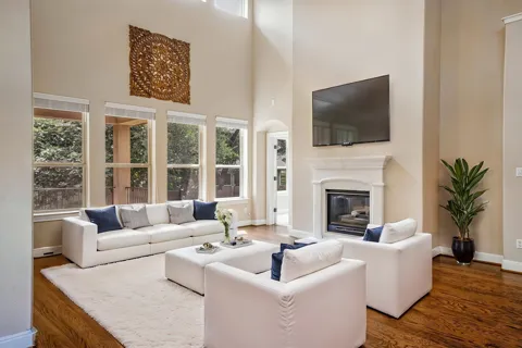 5809 Viejo Drive