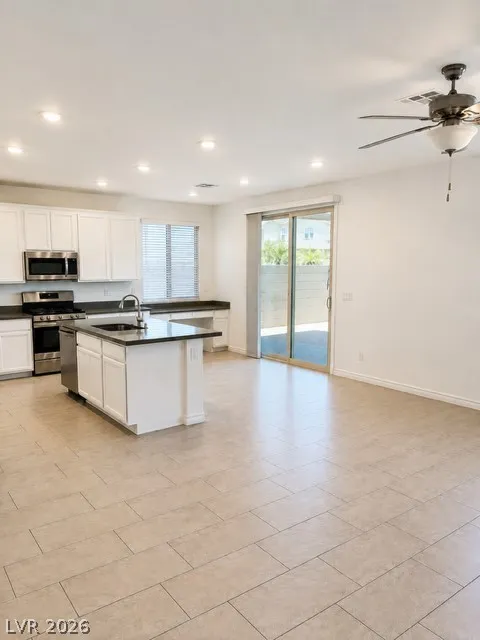 12279 Silvana Street Las Vegas, NV 89141