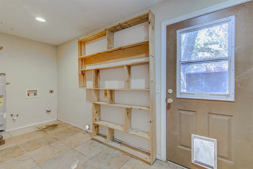 322 E Castleshoals Drive Granite Shoals, TX 78654