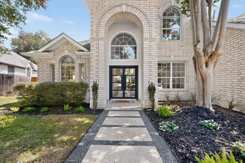 6612 Orchard Hill Drive